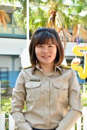 นางพัชราภรณ์ ทองมาก